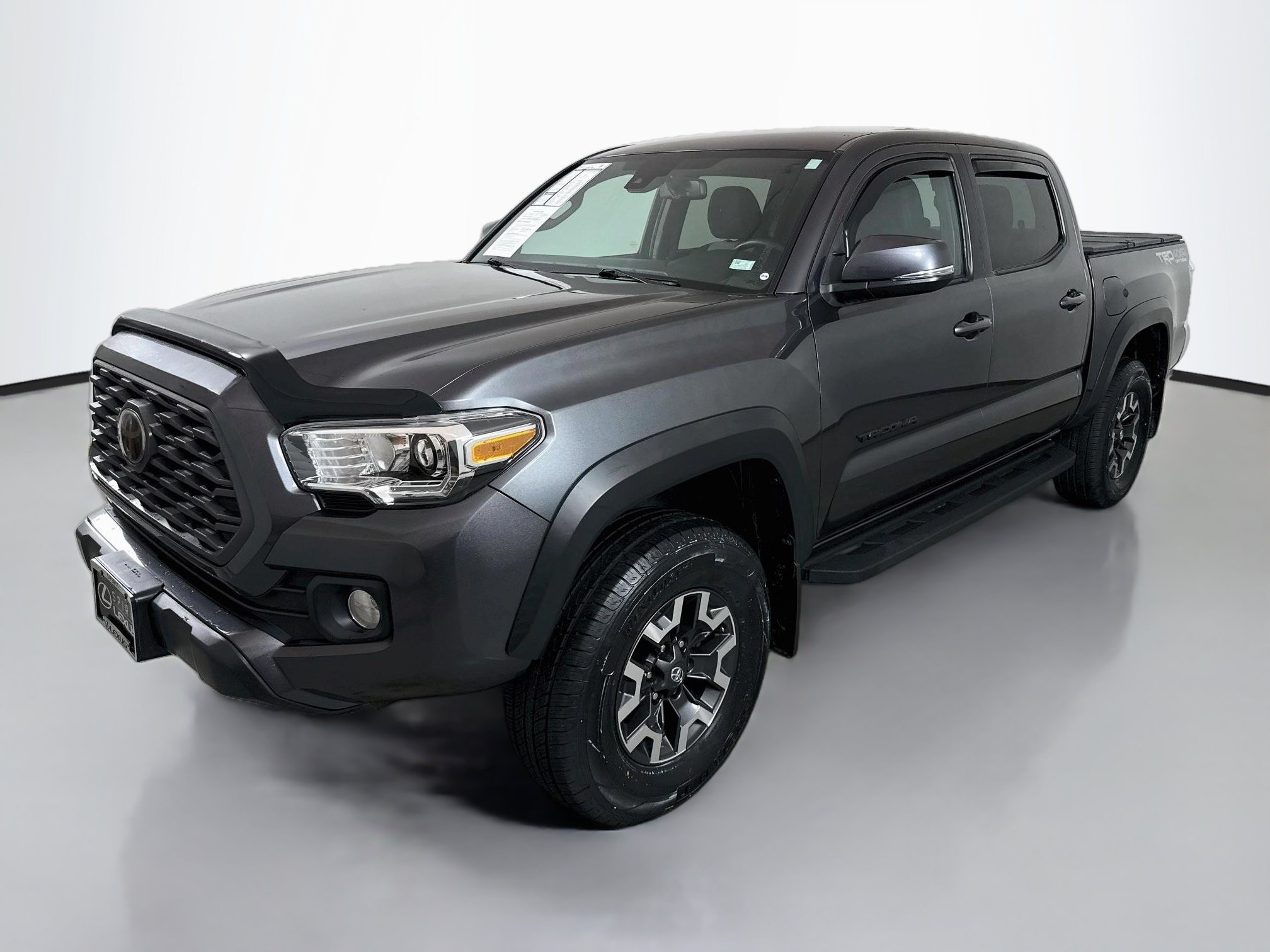 Used 2021 Toyota Tacoma TRD Off-Road AWD/4WD image 3