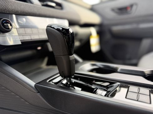 New 2026 Subaru Outback Premium image 18