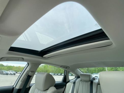Used 2018 Honda Accord EX-L image 22
