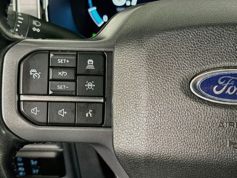 Used 2023 Ford F150 Lariat w/ Equipment Group 502A High AWD/4WD image 11