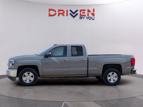Used 2017 Chevrolet Silverado 1500 LT w/ All Star Edition RWD image 2