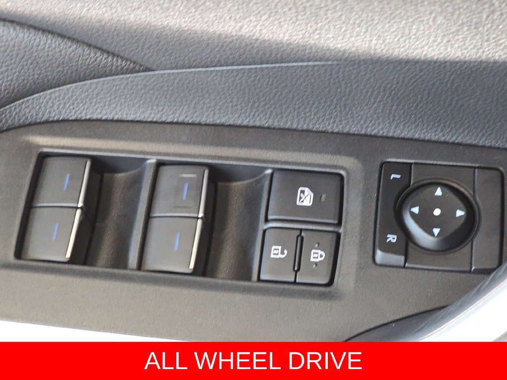 Used 2022 Toyota RAV4 XLE Premium AWD/4WD image 28
