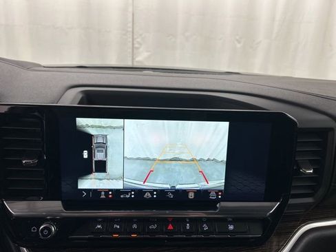 Used 2024 GMC Sierra 1500 Elevation w/ Elevation Premium Package image 18