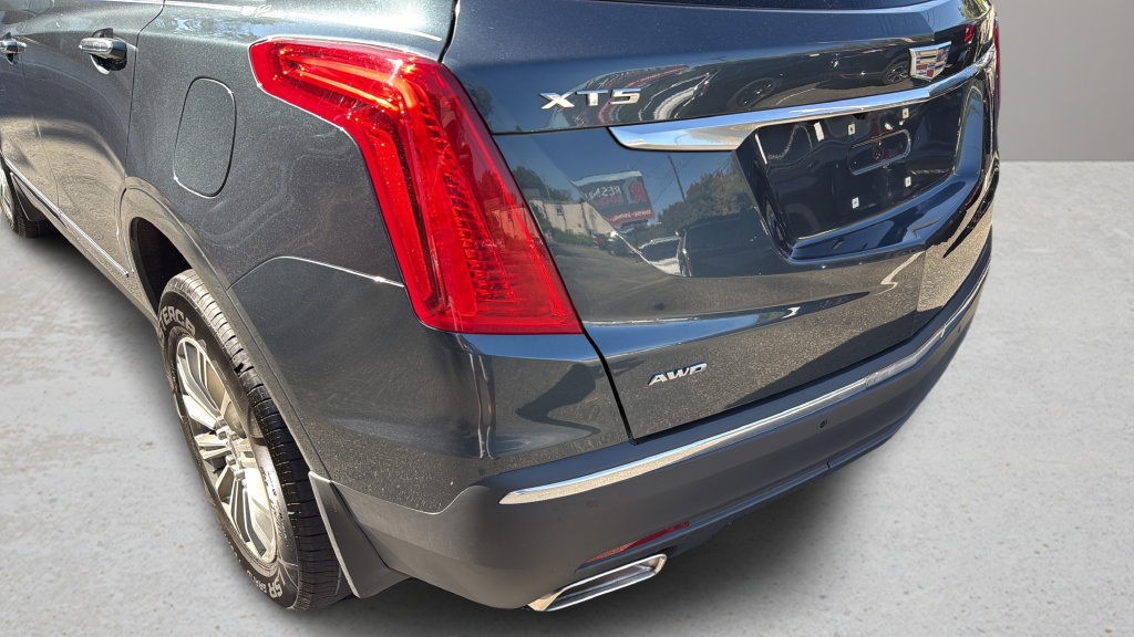 Used 2019 Cadillac XT5 Luxury AWD/4WD image 11