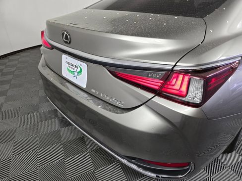 Used 2021 Lexus ES 250 AWD/4WD image 15