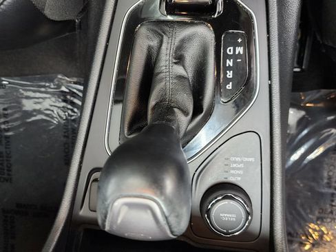 Used 2020 Jeep Cherokee Limited AWD/4WD image 20