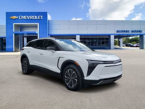 New 2025 Chevrolet Blazer EV LT image 1