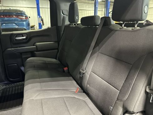 Used 2020 Chevrolet Silverado 1500 Custom w/ Custom Value Package AWD/4WD image 31