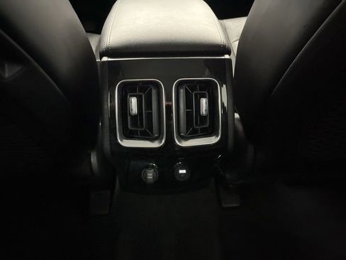 Used 2023 Kia Sorento SX AWD/4WD image 34