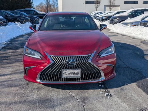 Certified 2021 Lexus ES 250 w/ Premium Package image 6