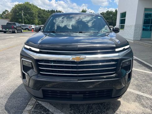 Used 2026 Chevrolet Traverse LT FWD image 5
