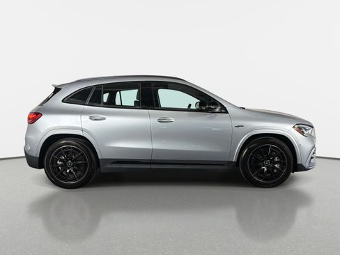 Used 2025 Mercedes-Benz GLA 35 AMG 4MATIC image 2