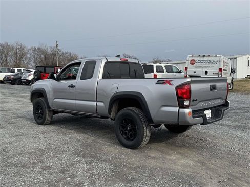 Used 2021 Toyota Tacoma SR w/ SX Package image 26