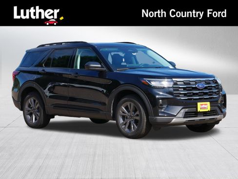 Used 2026 Ford Explorer Active w/ Active Comfort Package AWD/4WD image 1