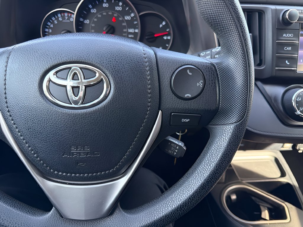 Used 2016 Toyota RAV4 LE AWD/4WD image 13