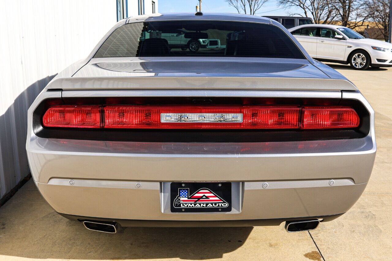 Used 2013 Dodge Challenger R/T Plus RWD image 4