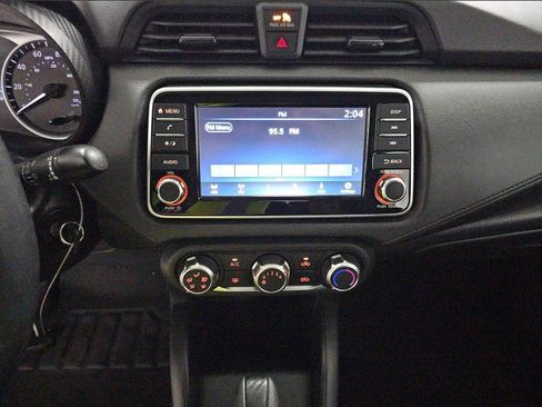 Used 2025 Nissan Versa S w/ Trunk Package FWD image 8