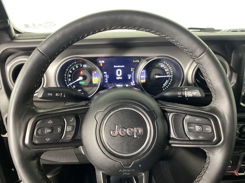 Used 2023 Jeep Wrangler Unlimited w/ Cold Weather Group AWD/4WD image 21