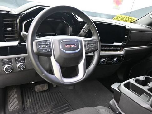 Used 2024 GMC Sierra 1500 Elevation AWD/4WD image 18