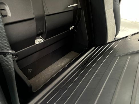 Used 2023 Toyota Tacoma TRD Off-Road image 20