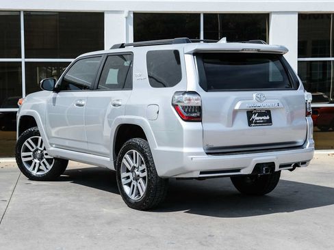 Used 2022 Toyota 4Runner TRD Sport AWD/4WD image 13