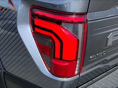 Used 2025 Ford F150 Raptor image 29