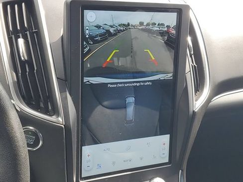 Used 2022 Ford Edge Titanium w/ Equipment Group 301A AWD/4WD image 27
