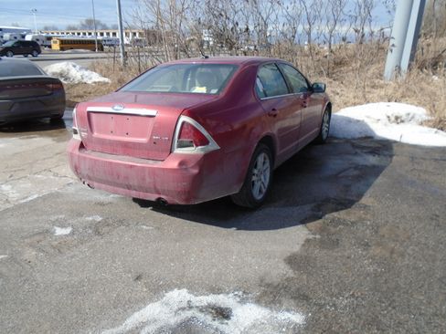 Used 2007 Ford Fusion SEL image 3