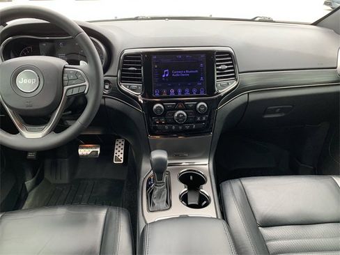 Used 2019 Jeep Grand Cherokee Limited X image 17