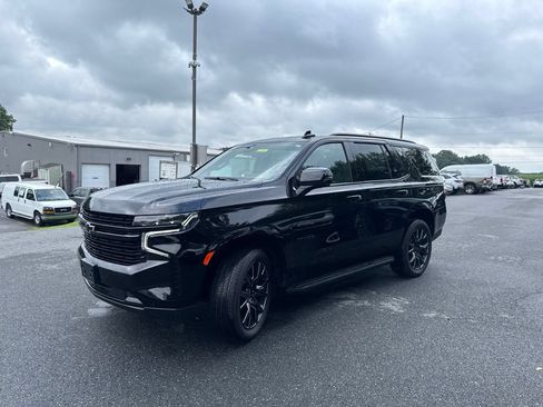 Used 2024 Chevrolet Tahoe RST w/ Luxury Package AWD/4WD image 3