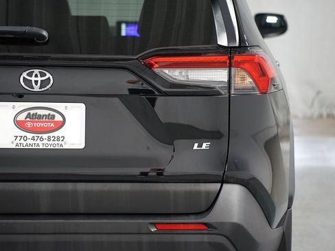 Certified 2024 Toyota RAV4 LE FWD image 10
