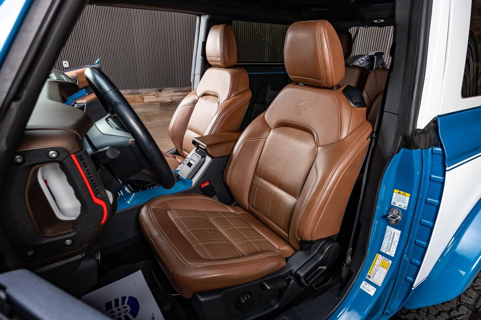 Used 2024 Ford Bronco Heritage Edition AWD/4WD image 30