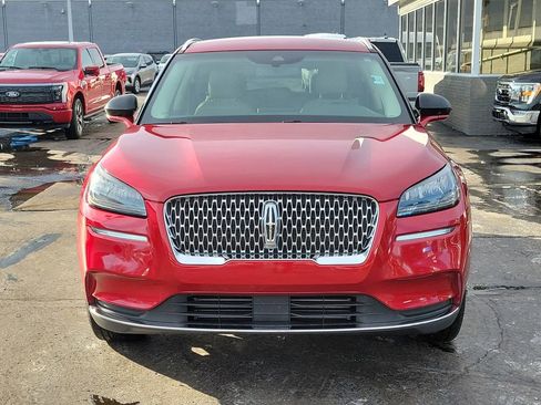 Certified 2022 Lincoln Corsair FWD image 2