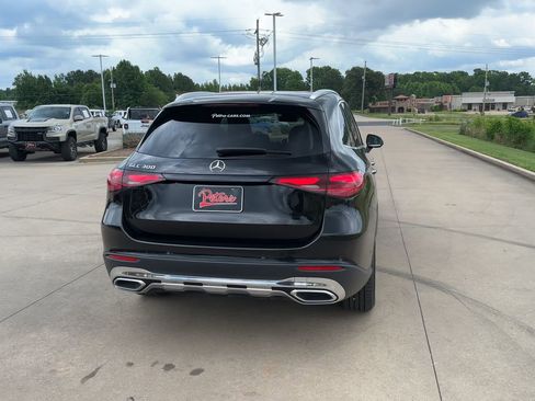 Used 2024 Mercedes-Benz GLC 300 image 7