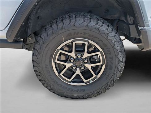 Used 2026 Jeep Wrangler Unlimited Rubicon AWD/4WD image 8