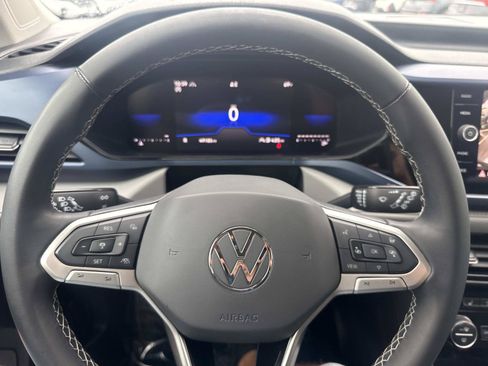 Certified 2024 Volkswagen Taos SE AWD/4WD image 27