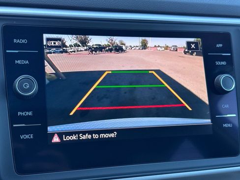 Used 2021 Volkswagen Atlas SE w/ Panoramic Sunroof Package FWD image 23