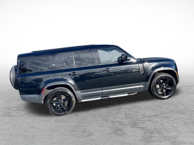 Used 2023 Land Rover Defender 130 SE AWD/4WD image 7