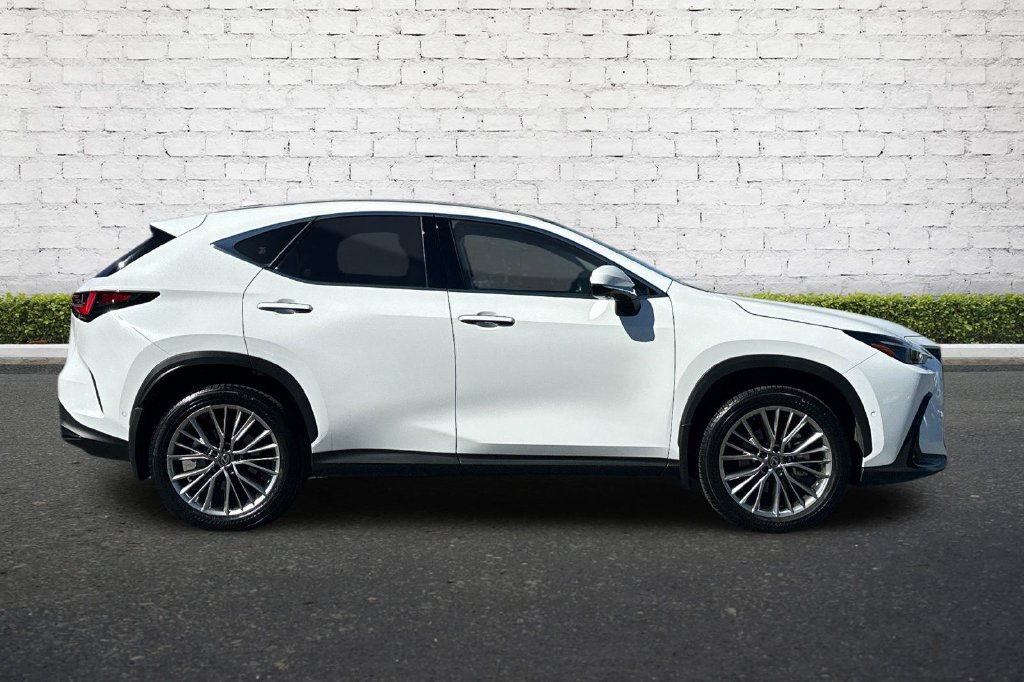 Used 2026 Lexus NX 350 AWD w/ Accessory Package (2T) image 3