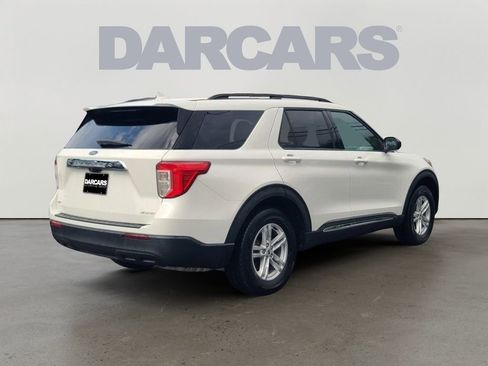 Used 2022 Ford Explorer XLT image 7