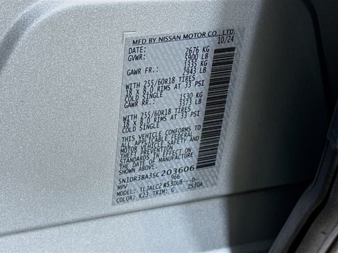 Used 2025 Nissan Pathfinder SV FWD image 38