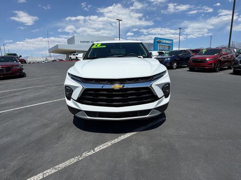 Used 2024 Chevrolet Blazer LT w/ Convenience Package FWD image 8