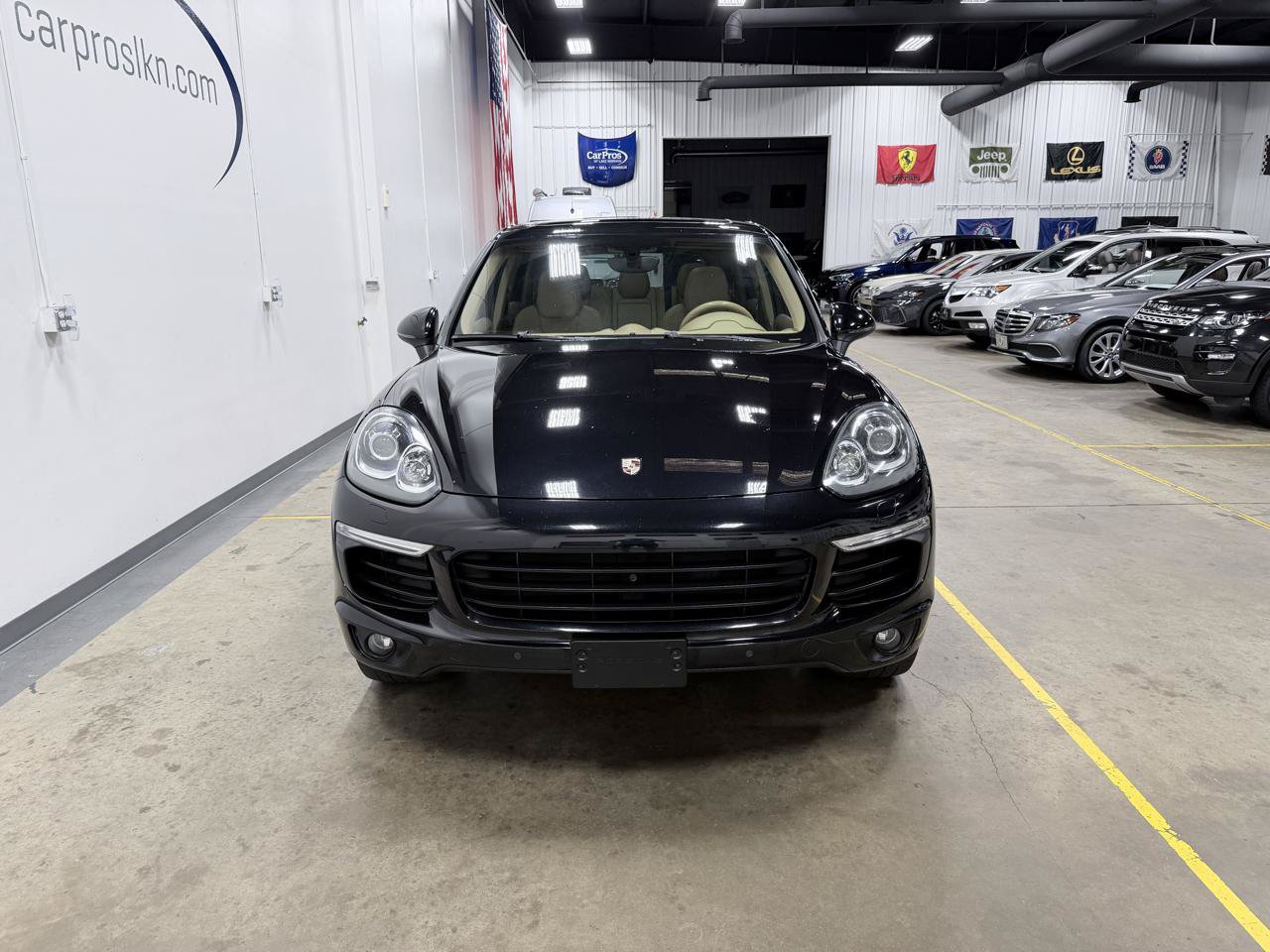 Used 2017 Porsche Cayenne Platinum Edition AWD/4WD image 17