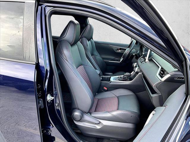 Used 2022 Toyota RAV4 XSE AWD/4WD image 9