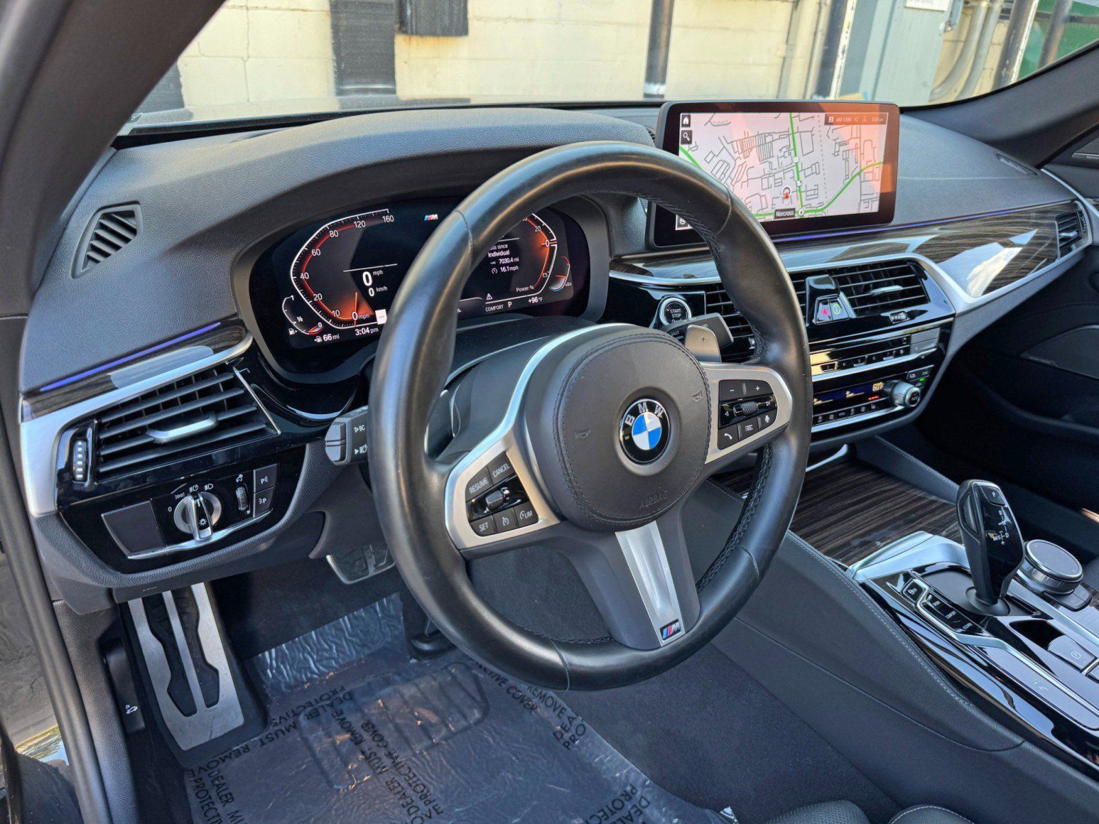 Used 2023 BMW 540i w/ M Sport Package RWD image 14