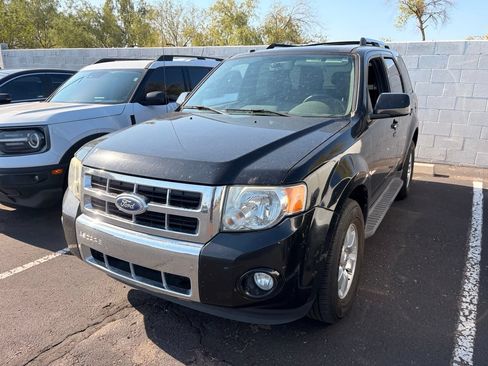 Used 2011 Ford Escape Limited w/ 301A Rapid Spec Order Code FWD image 2