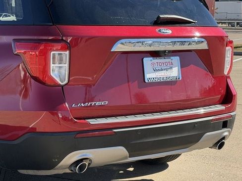 Used 2021 Ford Explorer Limited w/ Equipment Group 301A image 6