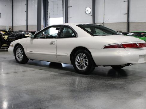 Used 1998 Lincoln Mark VIII LSC RWD image 21