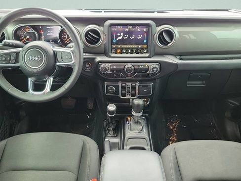 Used 2023 Jeep Wrangler Unlimited Sahara AWD/4WD image 11