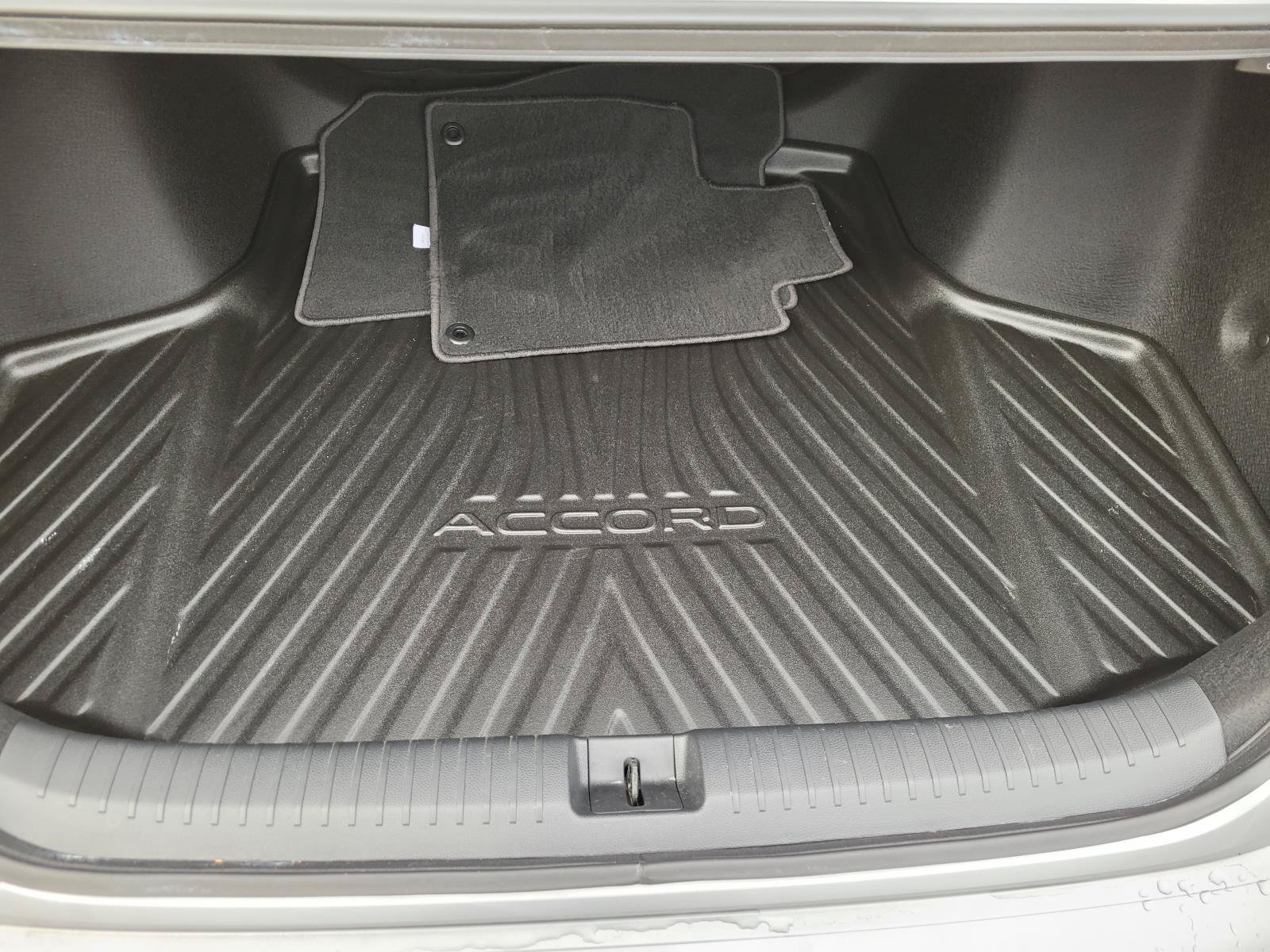 Used 2025 Honda Accord LX image 19
